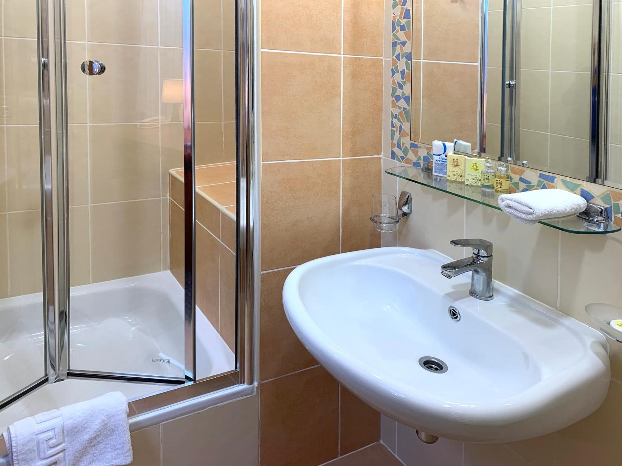Economy Room In Hotel Eney Lviv Ruang foto